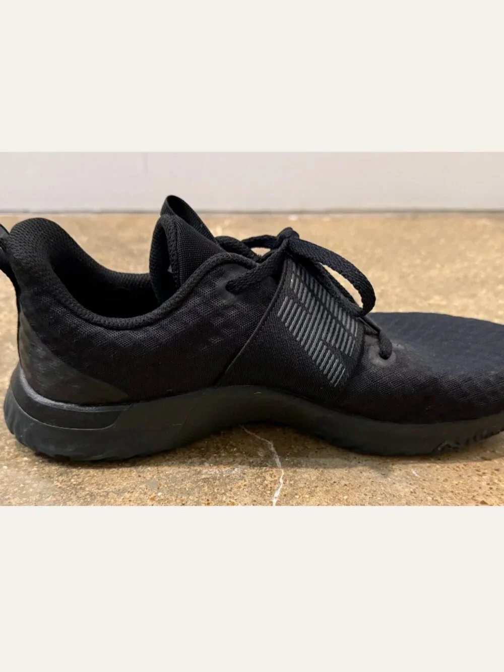 Nike Air Max Training Shoes Black Women’s Size 8.5 - Picture 8 of 9